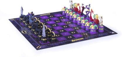 Noble Collection The Batman Chess Set | Dark Knight vs Joker - Image 5
