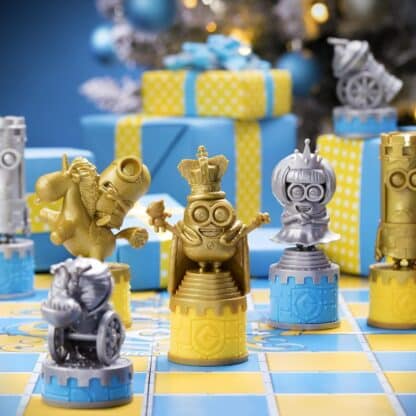 Minions 'Medieval Mayhem' Chess Set | Despicable Me Toy - Image 7