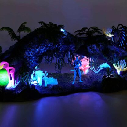 Omatikaya Rainforest w/Jake Sully Avatar World of Pandora Figure McFarlane Toys - Image 6