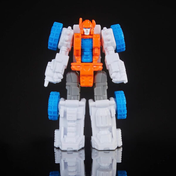 Transformers Generations Selects Titan Class Guardian Robot & Lunar-Tread 24” - Image 11