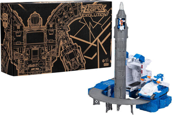 Transformers Generations Selects Titan Class Guardian Robot & Lunar-Tread 24” - Image 4