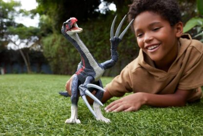 Jurassic World Chaos Theory Slash 'N Roar Therizinosaurus Dinosaur - Image 4