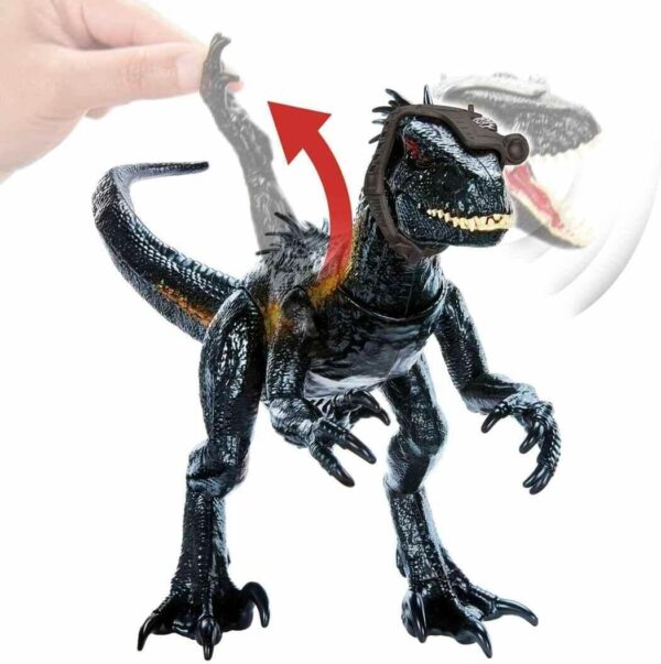 Jurassic World Track 'N Attack Indoraptor Dinosaur Figure - Image 5