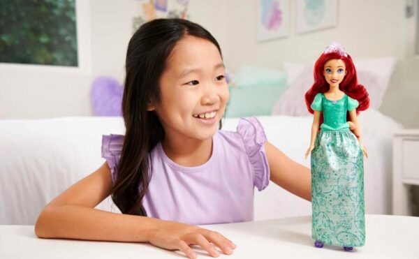 OFFICIAL Disney Princess Doll, Ariel Posable Fashion Doll (Sparkling Clothing) - Image 3