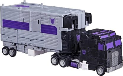 Transformers Generations Legacy Commander Motormaster - Image 8