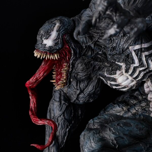 Marvel Venom 1.5 with Display Base Sofbinal Statue Venom Sentinel Statue - Image 15