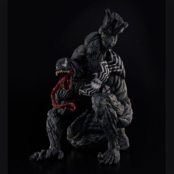 Marvel Venom 1.5 with Display Base Sofbinal Statue Venom Sentinel Statue - Image 9