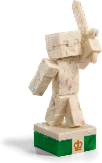 Minecraft Chess Set by The Noble Collection - Image 7