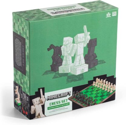 Minecraft Chess Set by The Noble Collection - Image 9