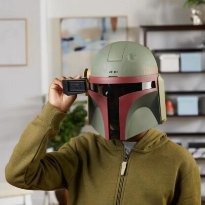 Star Wars Boba Fett Electronic Mask, Star Wars Costume for Kids Ages 5 and Up - Image 10