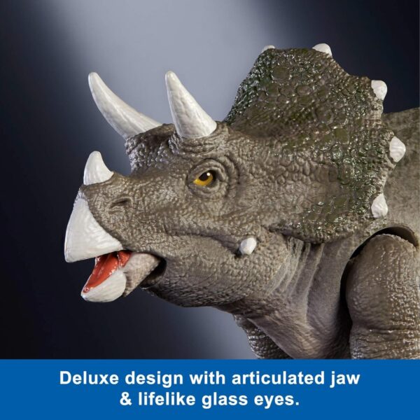 Jurassic World Hammond Collection Juvenile Triceratops action figure - Image 5
