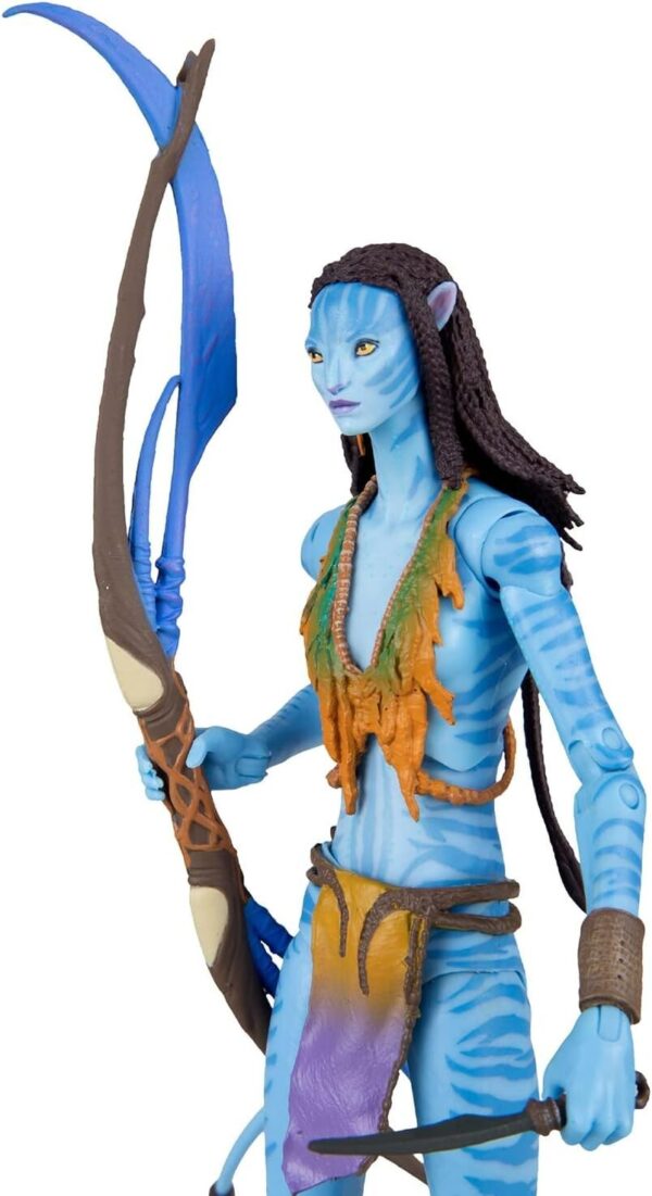 McFarlane Toys , Disney Avatar, World of Pandora 7-inch Neytiri (Reef Battle) - Image 7
