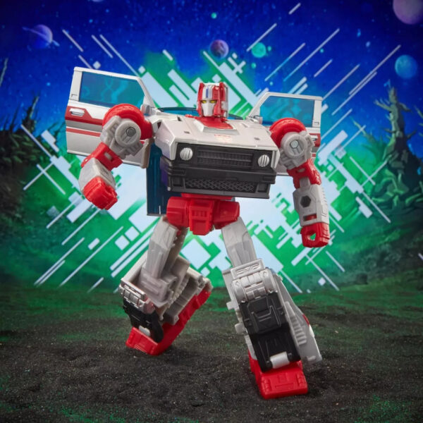 Transformers Legacy Evolution CROSSCUT Deluxe Class 5.5"-inch Action Figure - Image 4