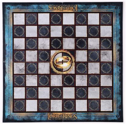 The Noble Collection The Lord of the Rings - Chess Set: Battle for Middle-Earth - Image 8