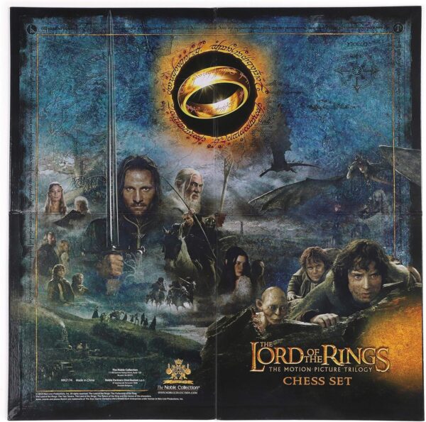 The Noble Collection The Lord of the Rings - Chess Set: Battle for Middle-Earth - Image 9